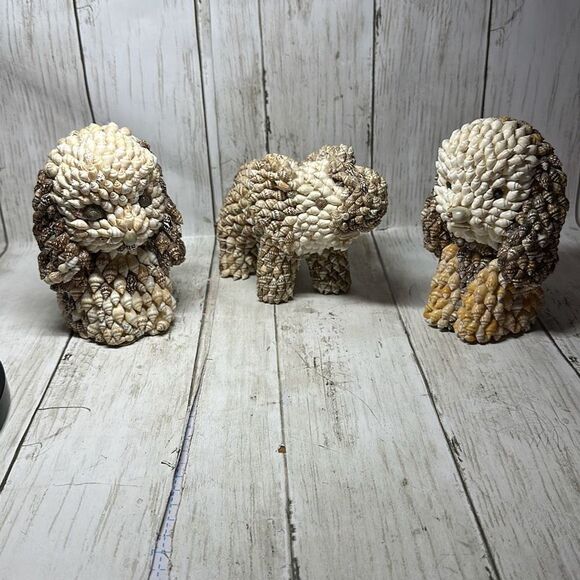 Vintage Nanco Sea Shell Animal Figurines Elephant Dog Folk Art Decor set of 3 - Picture 1 of 11